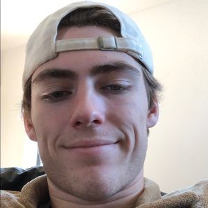 Meet your Posher, Travis